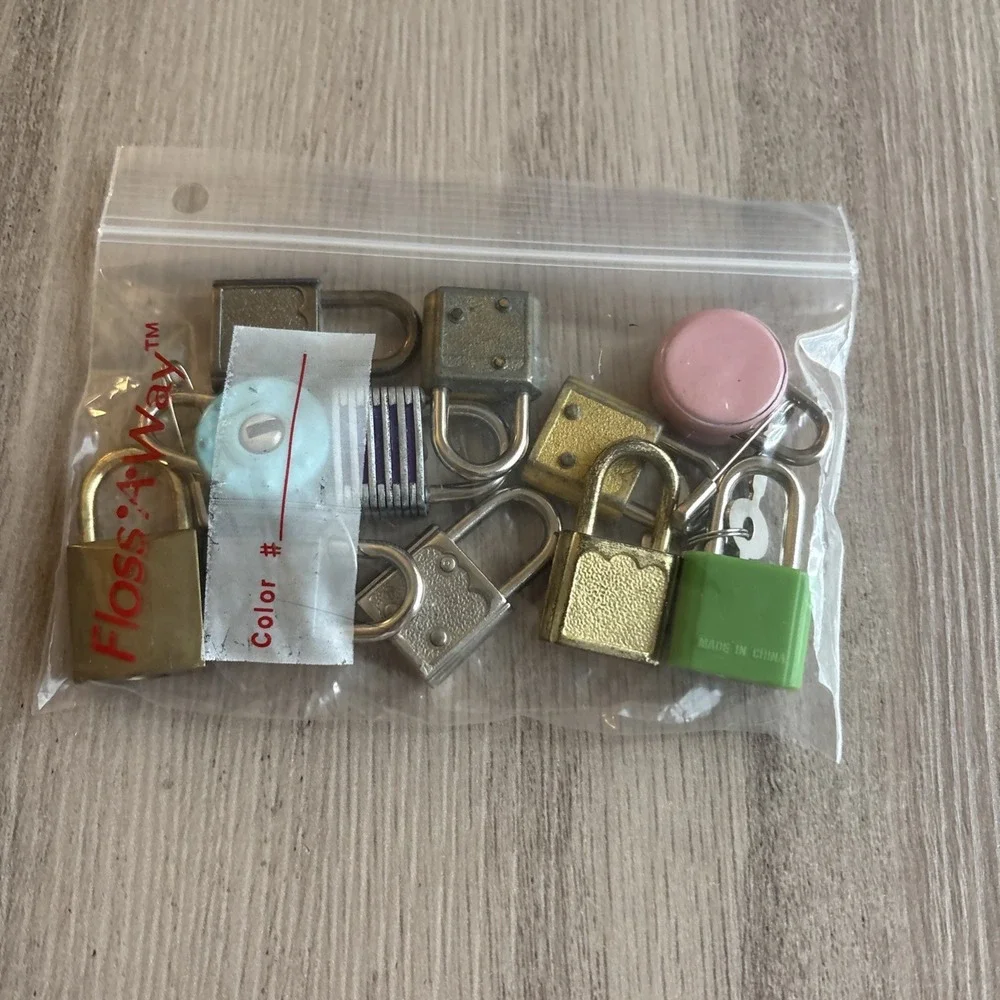 Lot‎ Of 11 Vintage Locker Room Diary Locks, Most Keys Not Included
